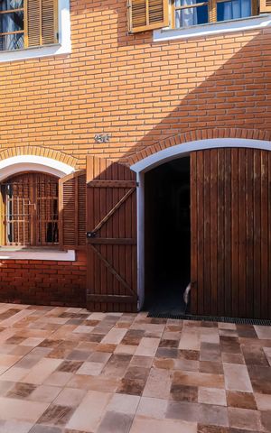 Casa à venda com 170m², 4 quartos e 3 vagasGaragem