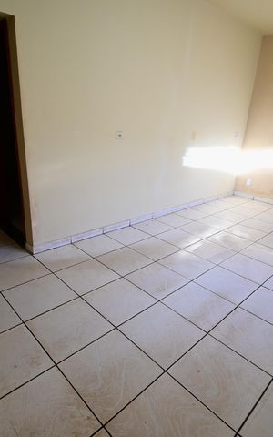 Casa para alugar com 90m², 2 quartos e 1 vaga