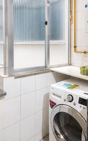Apartamento à venda com 60m², 2 quartos e sem vaga Apartamento à venda com 60m², 2 quartos e sem vagaÁrea de serviço