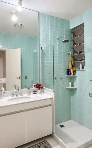 Apartamento à venda com 60m², 2 quartos e sem vaga Apartamento à venda com 60m², 2 quartos e sem vagaBanheiro