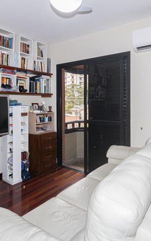Apartamento para alugar com 237m², 4 quartos e 4 vagas Apartamento para alugar com 237m², 4 quartos e 4 vagasQuarto 3