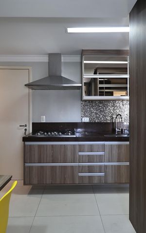 Apartamento à venda com 96m², 3 quartos e 2 vagas Apartamento à venda com 96m², 3 quartos e 2 vagasCozinha