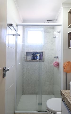 Apartamento à venda com 96m², 3 quartos e 2 vagas Apartamento à venda com 96m², 3 quartos e 2 vagasBanheiro da Suíte