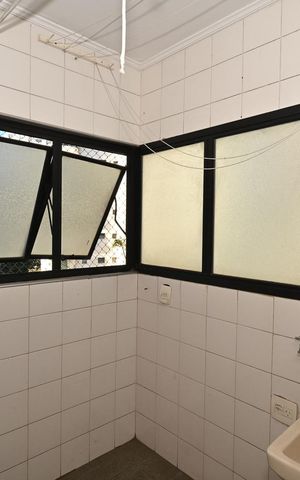 Apartamento à venda com 140m², 4 quartos e 3 vagasÁrea de Serviço 