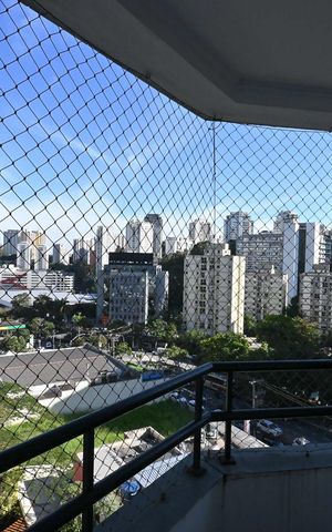 Apartamento à venda com 140m², 4 quartos e 3 vagasVaranda do Quarto 1