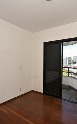 Apartamento à venda com 140m², 4 quartos e 3 vagasSuíte