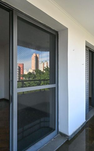 Apartamento à venda com 140m², 4 quartos e 3 vagasVaranda