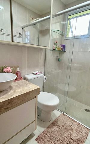 Apartamento à venda com 59m², 2 quartos e 1 vaga Apartamento à venda com 59m², 2 quartos e 1 vagaBanheiro