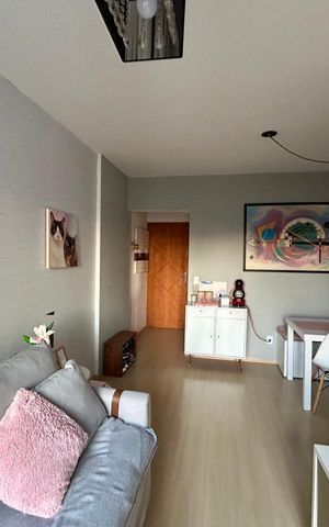 Apartamento à venda com 59m², 2 quartos e 1 vaga Apartamento à venda com 59m², 2 quartos e 1 vagaSala