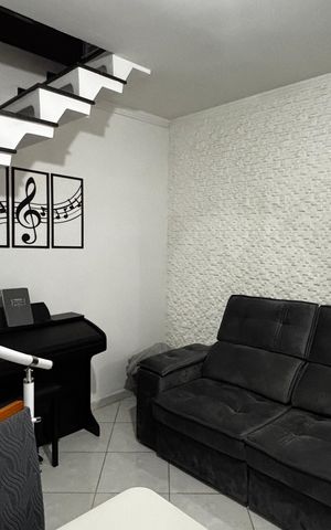 Casa à venda com 198m², 2 quartos e 2 vagas Casa à venda com 198m², 2 quartos e 2 vagasCozinha - Sala