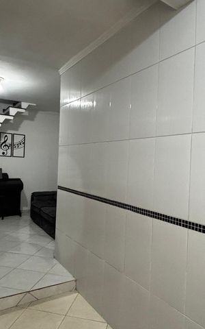 Casa à venda com 198m², 2 quartos e 2 vagas Casa à venda com 198m², 2 quartos e 2 vagasCozinha - Sala