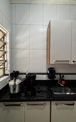 Casa à venda com 198m², 2 quartos e 2 vagas Casa à venda com 198m², 2 quartos e 2 vagasCozinha