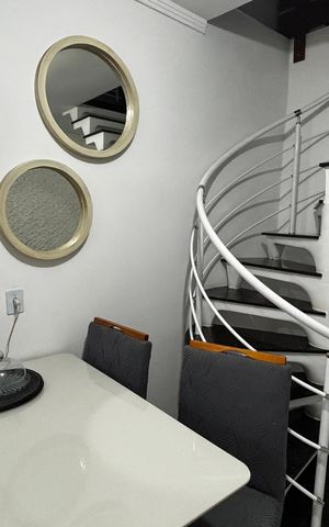 Casa à venda com 198m², 2 quartos e 2 vagas Casa à venda com 198m², 2 quartos e 2 vagasCozinha - Sala