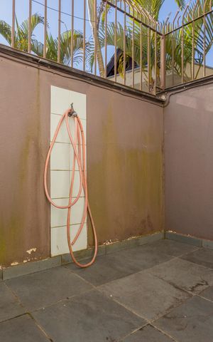 Casa para alugar com 80m², 1 quarto e 2 vagasHall de entrada