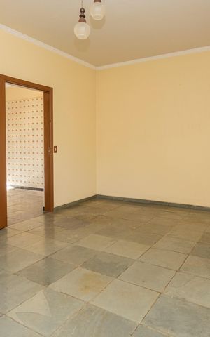Casa para alugar com 80m², 1 quarto e 2 vagasQuarto