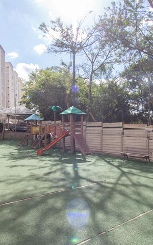 Apartamento à venda com 54m², 2 quartos e 2 vagas Apartamento à venda com 54m², 2 quartos e 2 vagasÁrea comum - Playground