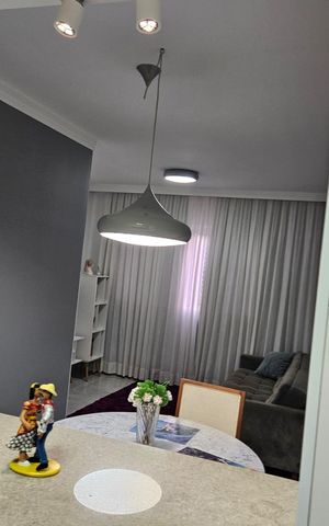Apartamento à venda com 71m², 3 quartos e 1 vaga Apartamento à venda com 71m², 3 quartos e 1 vagaSala