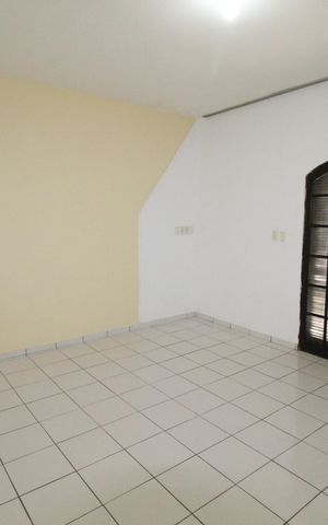 Casa para alugar com 100m², 2 quartos e 1 vagaQuarto 1