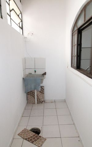 Casa para alugar com 100m², 2 quartos e 1 vagaÁrea de Serviço