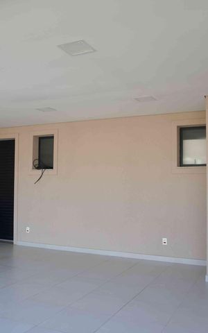 Casa de condomínio à venda com 250m², 4 quartos e 4 vagasGaragem