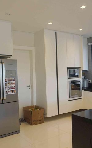 Casa de condomínio à venda com 250m², 4 quartos e 4 vagasCozinha Americana