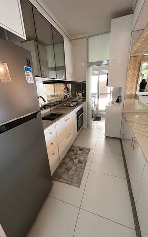 Apartamento à venda com 94m², 3 quartos e 2 vagas Apartamento à venda com 94m², 3 quartos e 2 vagasCozinha