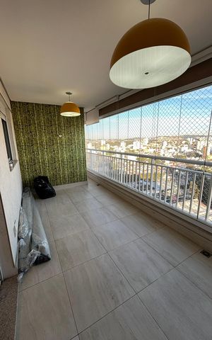 Apartamento à venda com 94m², 3 quartos e 2 vagas Apartamento à venda com 94m², 3 quartos e 2 vagasVaranda