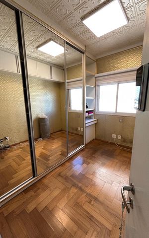Apartamento à venda com 94m², 3 quartos e 2 vagas Apartamento à venda com 94m², 3 quartos e 2 vagasQuarto