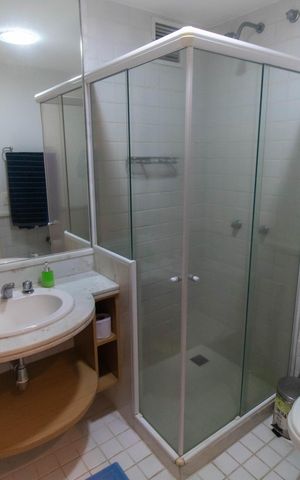 Apartamento para alugar com 70m², 2 quartos e 3 vagas Apartamento para alugar com 70m², 2 quartos e 3 vagasBanheiro da Suíte 2