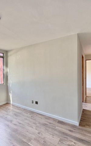 Apartamento à venda com 45m², 2 quartos e 1 vaga Apartamento à venda com 45m², 2 quartos e 1 vagaSala