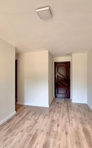 Apartamento à venda com 45m², 2 quartos e 1 vaga Apartamento à venda com 45m², 2 quartos e 1 vagaSala