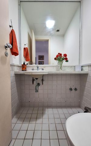 Apartamento à venda com 70m², 2 quartos e 3 vagas Apartamento à venda com 70m², 2 quartos e 3 vagasLavabo