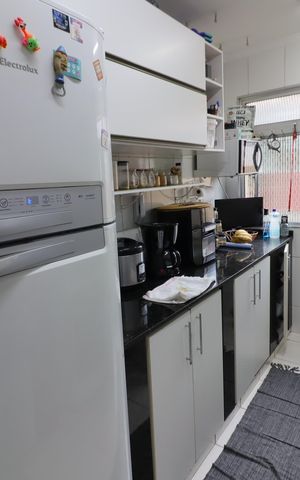 Apartamento à venda com 47m², 2 quartos e 1 vagaCozinha e Área de Serviço