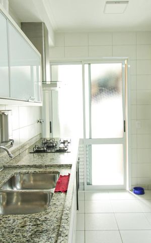 Apartamento à venda com 123m², 3 quartos e 3 vagas Apartamento à venda com 123m², 3 quartos e 3 vagasCozinha