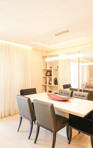 Apartamento à venda com 123m², 3 quartos e 3 vagas Apartamento à venda com 123m², 3 quartos e 3 vagasSala