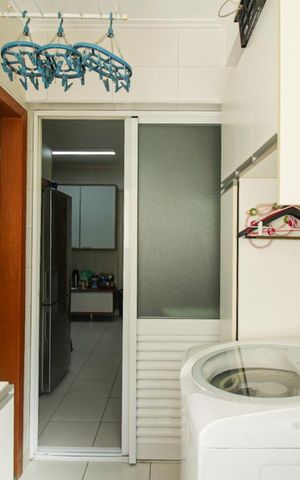 Apartamento à venda com 123m², 3 quartos e 3 vagas Apartamento à venda com 123m², 3 quartos e 3 vagasÁrea de Serviço