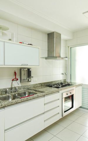 Apartamento à venda com 123m², 3 quartos e 3 vagas Apartamento à venda com 123m², 3 quartos e 3 vagasCozinha