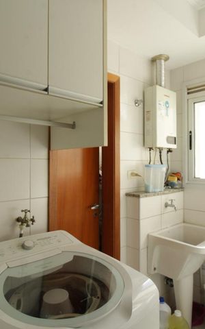 Apartamento à venda com 123m², 3 quartos e 3 vagas Apartamento à venda com 123m², 3 quartos e 3 vagasÁrea de Serviço