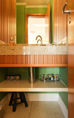 Apartamento à venda com 123m², 3 quartos e 3 vagas Apartamento à venda com 123m², 3 quartos e 3 vagasLavabo