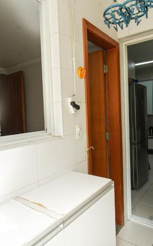Apartamento à venda com 123m², 3 quartos e 3 vagas Apartamento à venda com 123m², 3 quartos e 3 vagasÁrea de Serviço