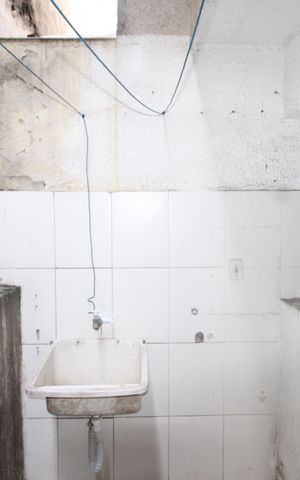 Casa para alugar com 60m², 2 quartos e 1 vagaÁrea de Serviço