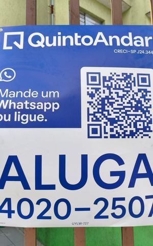 Casa para alugar com 60m², 2 quartos e 1 vaga Casa para alugar com 60m², 2 quartos e 1 vagaFachada