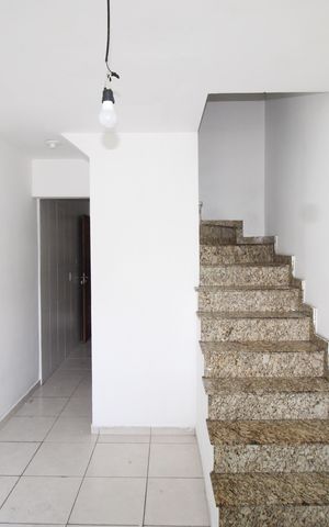 Casa para alugar com 60m², 2 quartos e 1 vagaSala