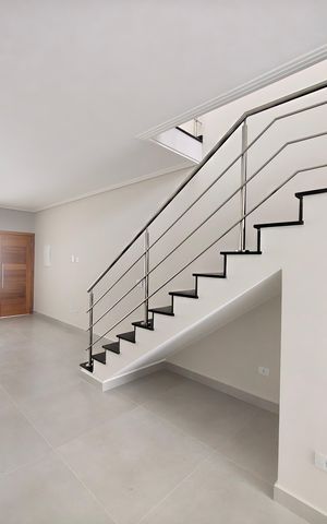 Casa à venda com 135m², 3 quartos e 2 vagas Casa à venda com 135m², 3 quartos e 2 vagasSala