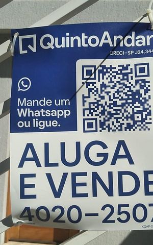 Casa à venda com 115m², 2 quartos e 1 vaga Casa à venda com 115m², 2 quartos e 1 vagaFachada