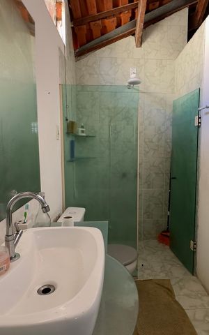 Casa à venda com 300m², 5 quartos e 6 vagas Casa à venda com 300m², 5 quartos e 6 vagasBanheiro Social