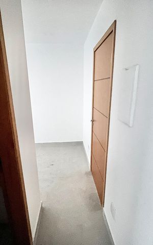 Apartamento à venda com 28m², 1 quarto e sem vaga Apartamento à venda com 28m², 1 quarto e sem vagaCorredor