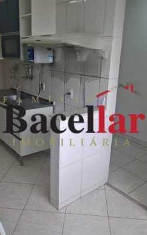 Apartamento à venda com 75m², 2 quartos e 1 vaga