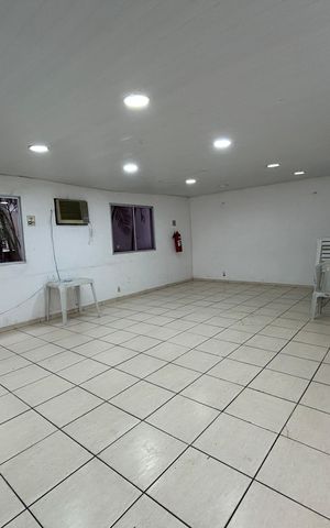 Apartamento para alugar com 44m², 2 quartos e 1 vagaÁrea comum - Salão de festas