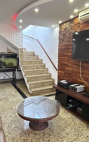 Casa para alugar com 250m², 4 quartos e 3 vagasSala
